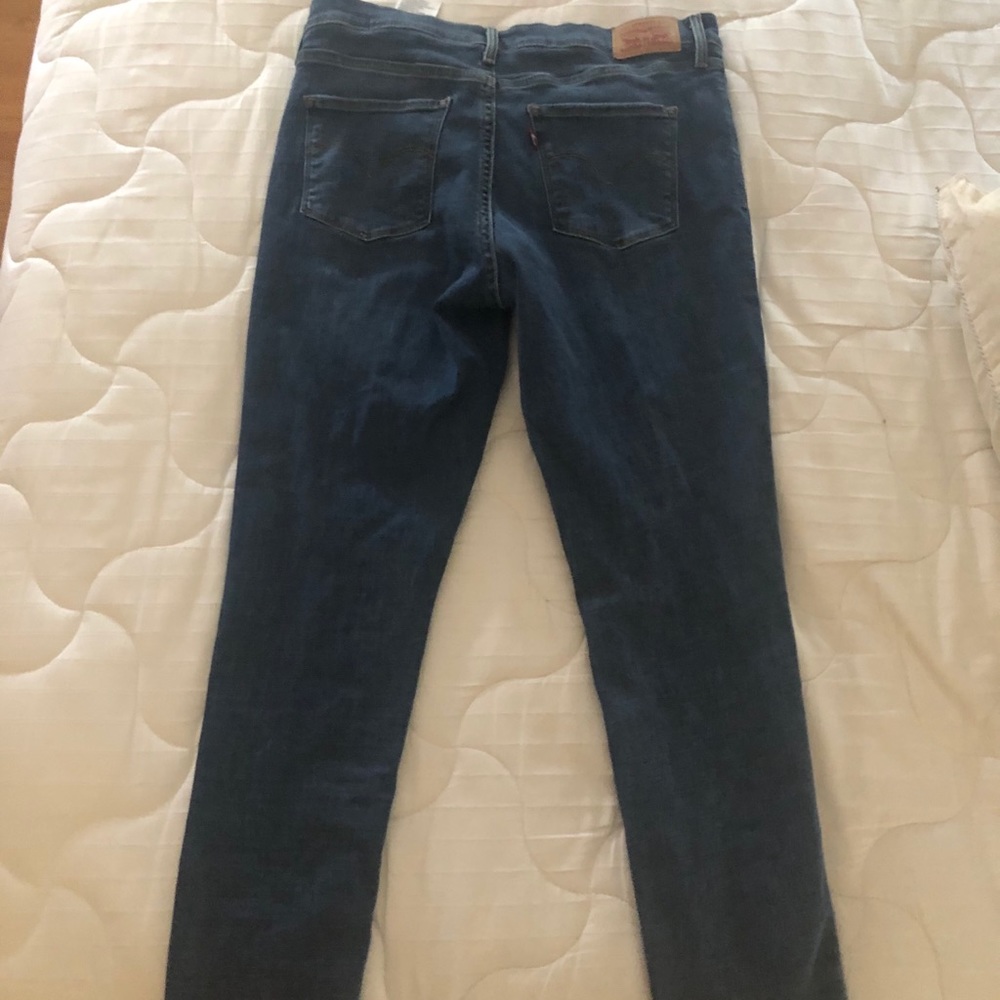 Levi Strauss skinny jeans size 31